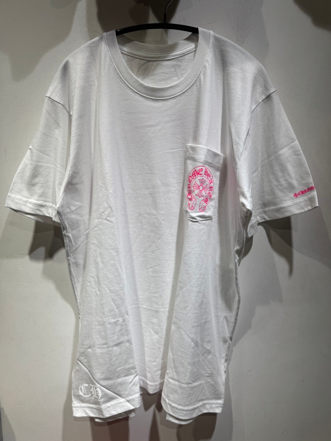 Chrome hearts pink horseshoe tee (white)