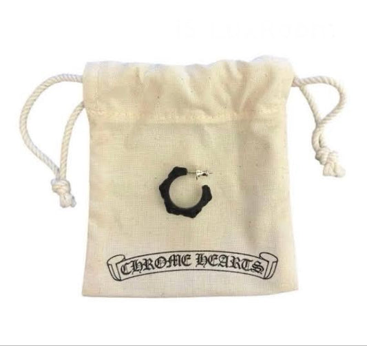 Chrome hearts silicone earrings (black)