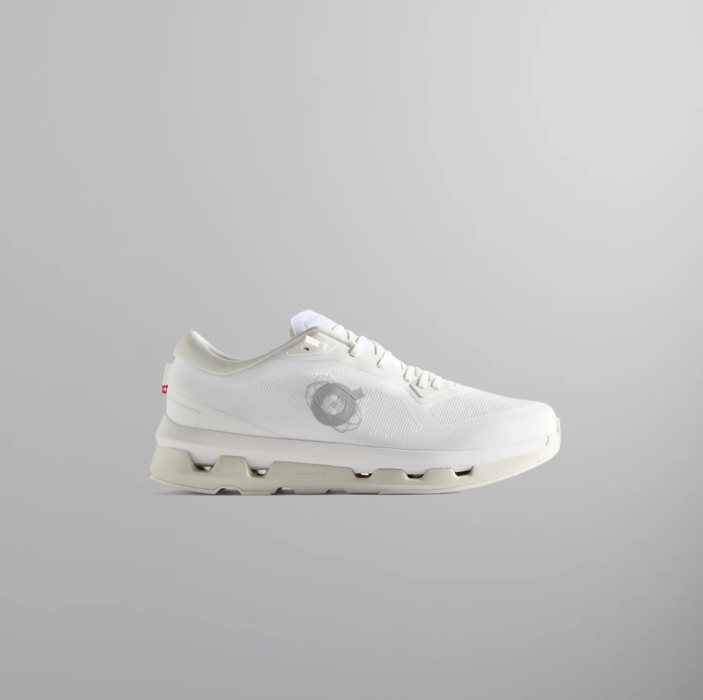 ON CLOUDZONE x KITH (white)