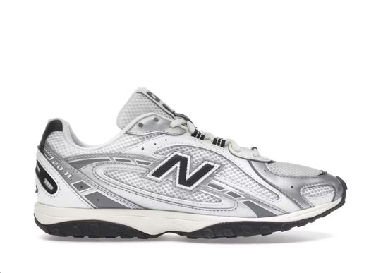 New Balance 204L Metallic Black